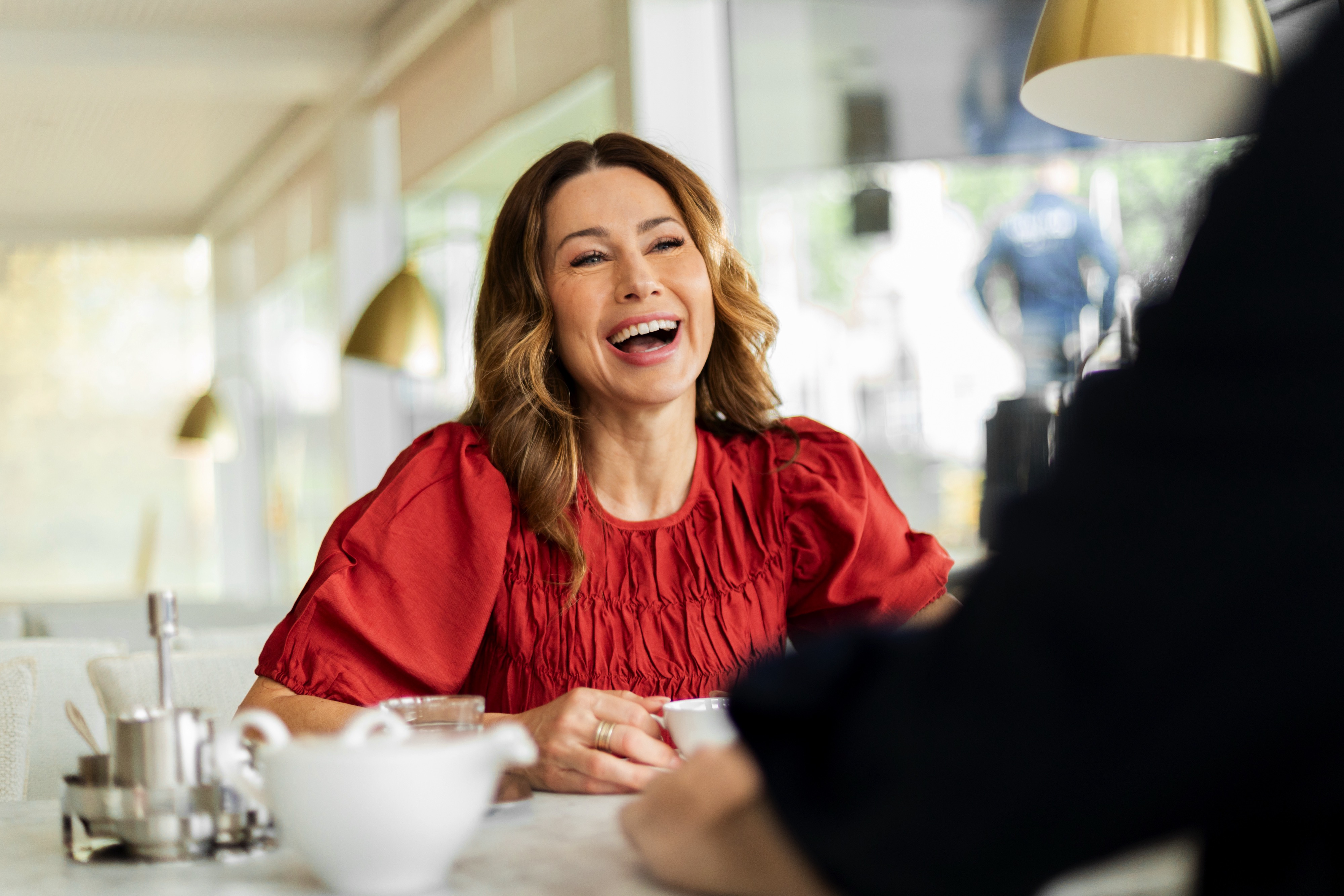 APT Solara - Annie's Table